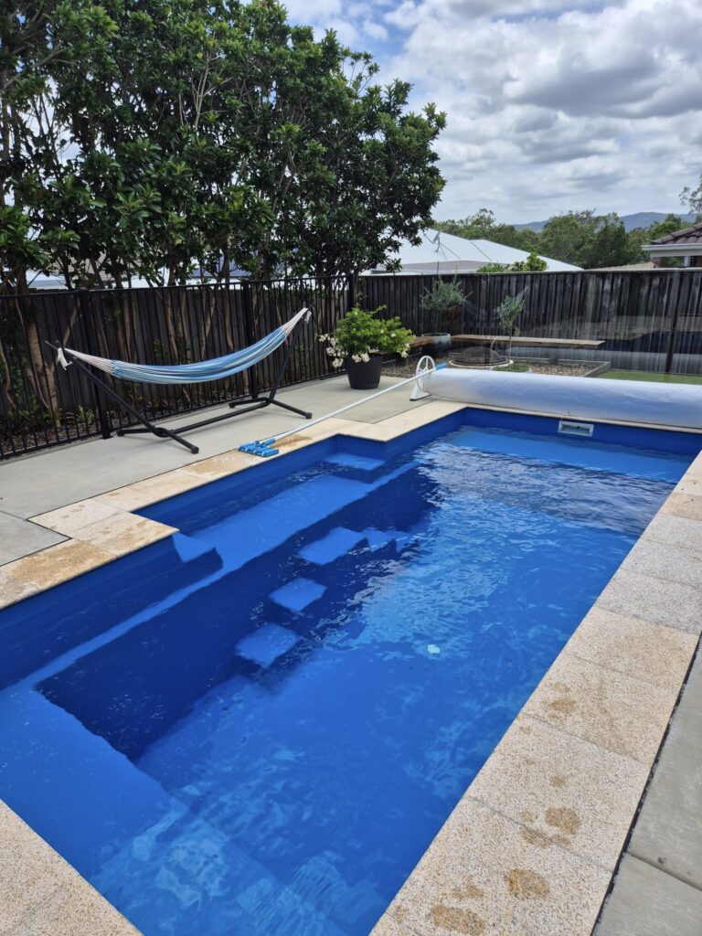 Pool Cleaning Gold Coast & Suburbs